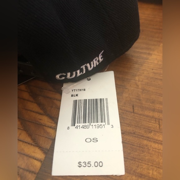 NWT Yung Rich Nation Culture Collage Hat - Picture 3 of 3